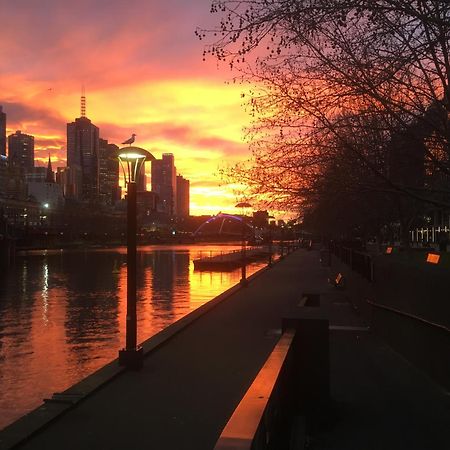 Апартаменты The Walkup Southbank Мельбурн Экстерьер фото